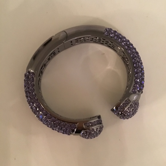 Fabulous Joan Boyce light purple colour pave hinged cuff bracelet S/M size - Picture 5 of 9